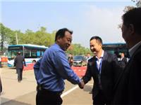 寶駿巴士望城區(qū)副區(qū)長凌澤民一行蒞臨友仁客運(yùn)站檢查和指導(dǎo)安全生產(chǎn)工作