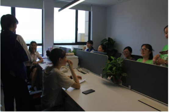 湖南望城縣雷鋒汽車運輸有限公司,長沙城市交通,校車運營,安保服務(wù),新能源科技