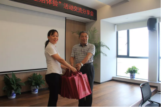 湖南望城縣雷鋒汽車運輸有限公司,長沙城市交通,校車運營,安保服務(wù),新能源科技