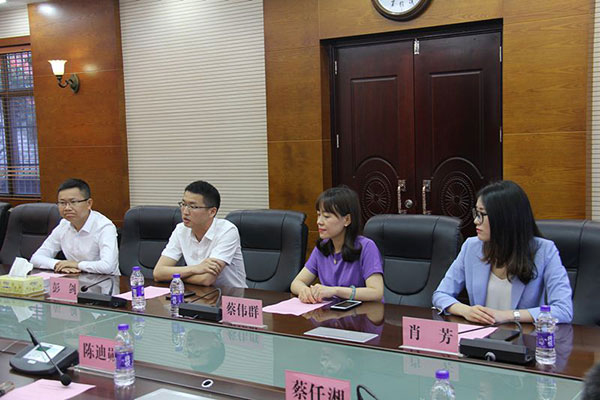 湖南望城縣雷鋒汽車運(yùn)輸有限公司,長(zhǎng)沙城市交通,校車運(yùn)營(yíng),安保服務(wù),新能源科技