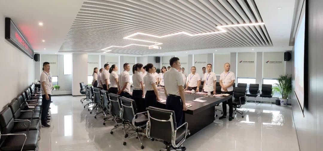 湖南望城縣雷鋒汽車運(yùn)輸有限公司,長沙城市交通,校車運(yùn)營,安保服務(wù),新能源科技