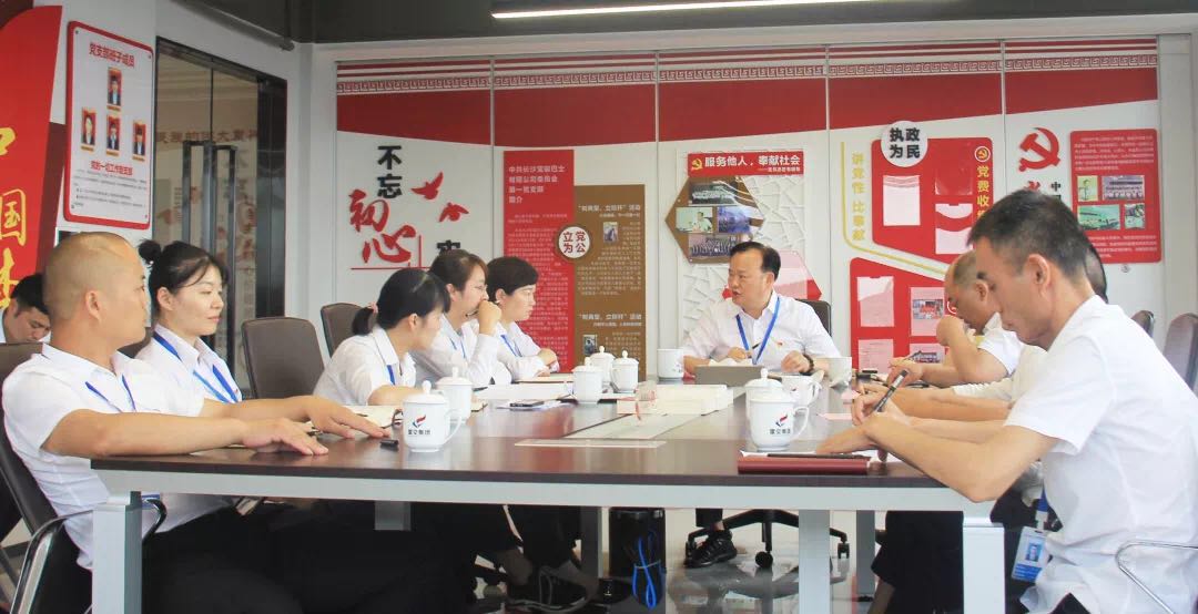 湖南望城縣雷鋒汽車運(yùn)輸有限公司,長沙城市交通,校車運(yùn)營,安保服務(wù),新能源科技