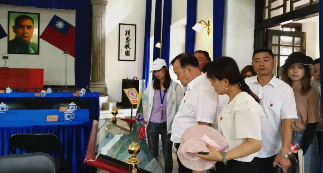 湖南望城縣雷鋒汽車運(yùn)輸有限公司,長沙城市交通,校車運(yùn)營,安保服務(wù),新能源科技