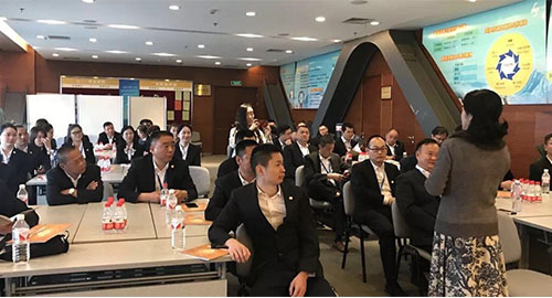 湖南望城縣雷鋒汽車運(yùn)輸有限公司,長沙城市交通,校車運(yùn)營,安保服務(wù),新能源科技 湖南望城縣雷鋒汽車運(yùn)輸有限公司,長沙城市交通,校車運(yùn)營,安保服務(wù),新能源科技