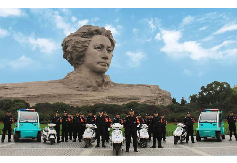 湖南駿達集團有限公司,長沙城市交通,校車運營,安保服務(wù),新能源科技