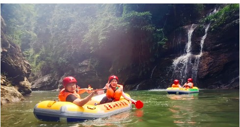 湖南駿達(dá)集團(tuán)有限公司,長(zhǎng)沙城市交通,校車(chē)運(yùn)營(yíng),安保服務(wù),新能源科技