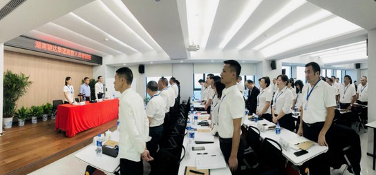 友易佳代理記賬,友易佳工商注冊(cè),友易佳建筑資質(zhì)代辦,郴州市友易佳財(cái)務(wù)咨詢有限公司