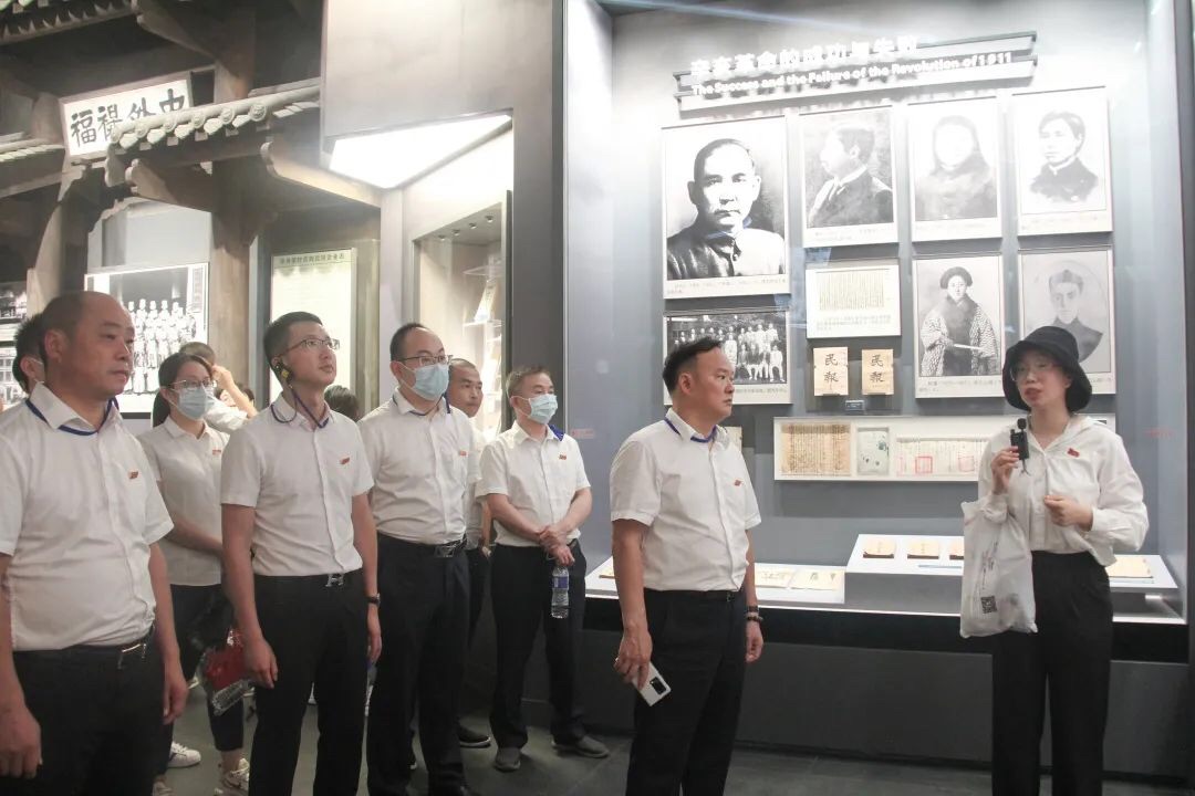 湖南駿達(dá)集團(tuán)有限公司,長沙城市交通,校車運營,安保服務(wù),新能源科技