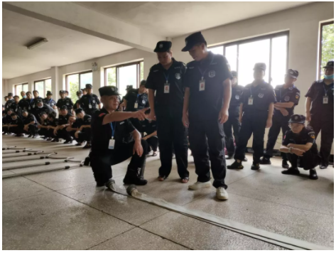 湖南駿達(dá)集團(tuán)有限公司,長(zhǎng)沙城市交通,校車運(yùn)營(yíng),安保服務(wù),新能源科技