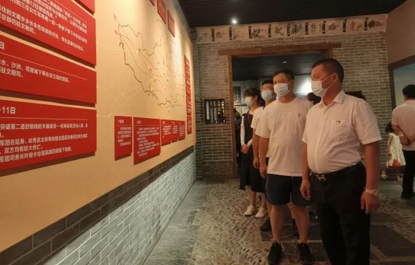 湖南駿達(dá)集團(tuán)有限公司,長(zhǎng)沙城市交通,校車(chē)運(yùn)營(yíng),安保服務(wù),新能源科技 湖南駿達(dá)集團(tuán)有限公司,長(zhǎng)沙城市交通,校車(chē)運(yùn)營(yíng),安保服務(wù),新能源科技