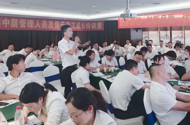 湖南駿達(dá)集團(tuán)有限公司,長(zhǎng)沙城市交通,校車運(yùn)營(yíng),安保服務(wù),新能源科技