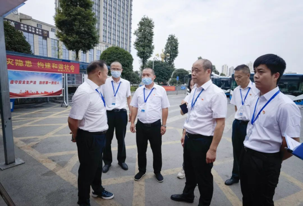 湖南駿達集團有限公司,長沙城市交通,校車運營,安保服務(wù),新能源科技