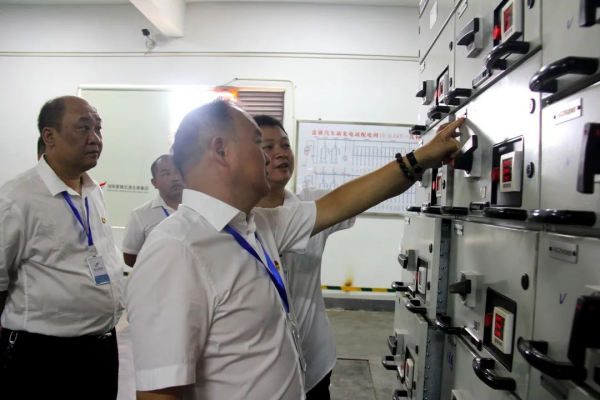 湖南駿達集團有限公司,長沙城市交通,校車運營,安保服務(wù),新能源科技