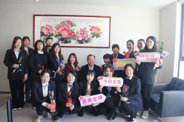 湖南駿達集團有限公司,長沙城市交通,校車運營,安保服務(wù),新能源科技