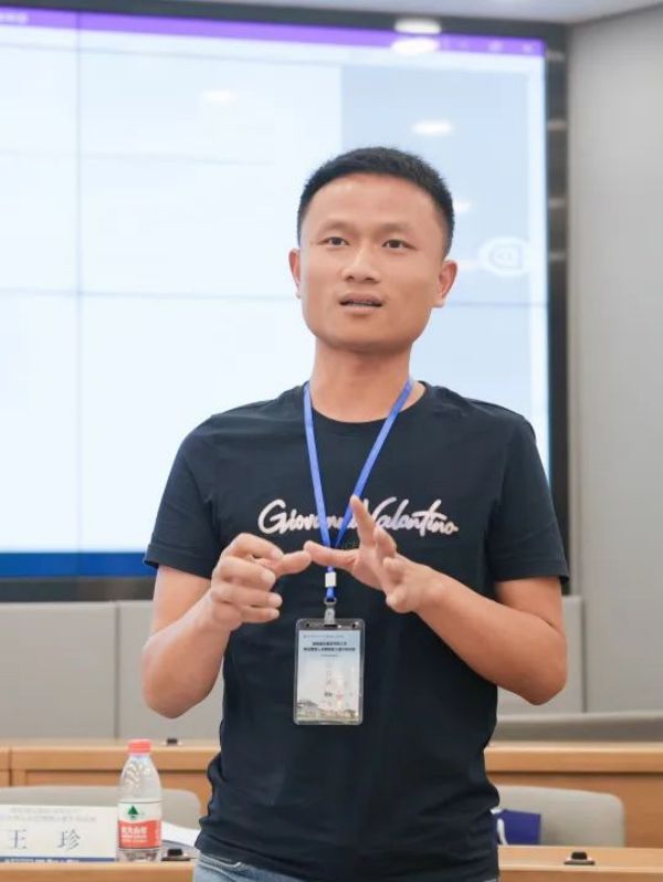 湖南駿達(dá)集團(tuán)有限公司,長沙城市交通,校車運(yùn)營,安保服務(wù),新能源科技