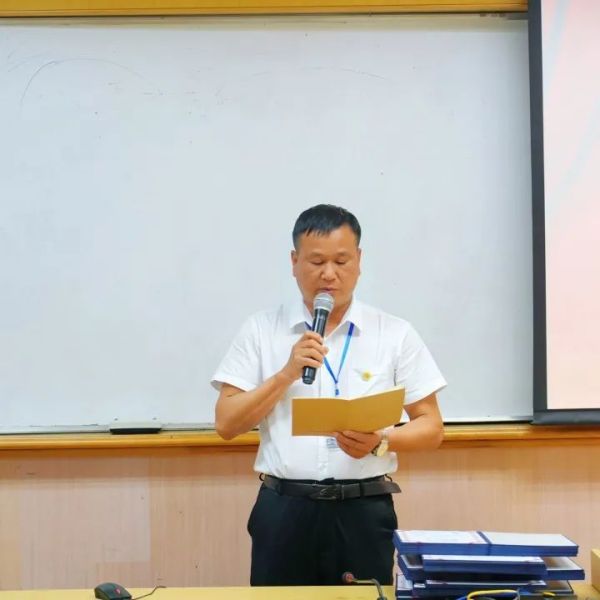 湖南駿達(dá)集團(tuán)有限公司,長沙城市交通,校車運(yùn)營,安保服務(wù),新能源科技