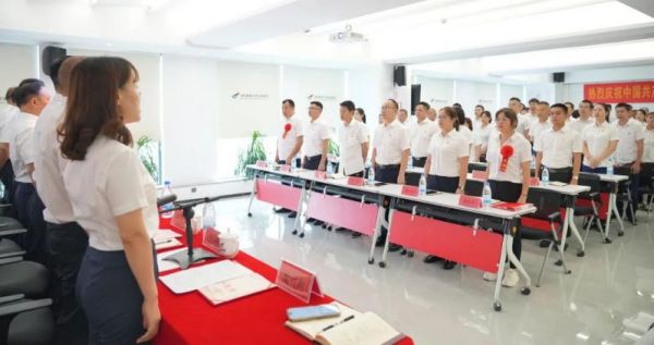 湖南駿達(dá)集團(tuán)有限公司,長沙城市交通,校車運(yùn)營,安保服務(wù),新能源科技