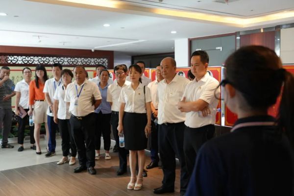 湖南駿達(dá)集團(tuán)有限公司,長(zhǎng)沙城市交通,校車(chē)運(yùn)營(yíng),安保服務(wù),新能源科技