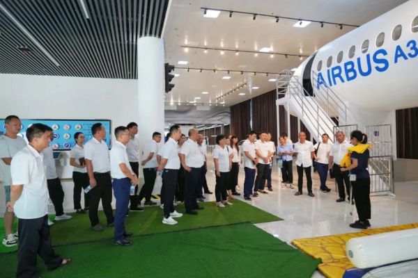 湖南駿達(dá)集團(tuán)有限公司,長(zhǎng)沙城市交通,校車(chē)運(yùn)營(yíng),安保服務(wù),新能源科技