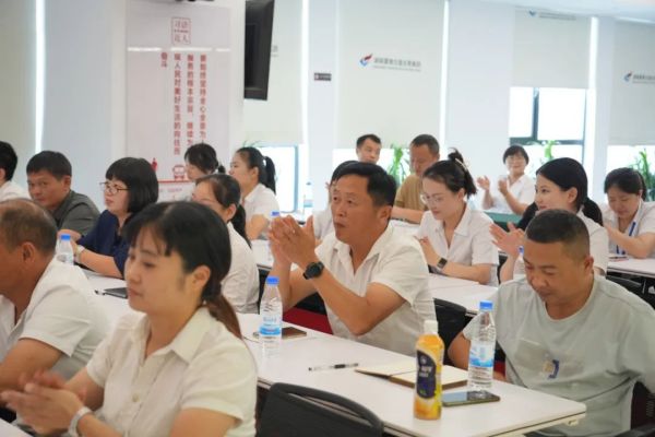 湖南駿達(dá)集團(tuán)有限公司,長(zhǎng)沙城市交通,校車(chē)運(yùn)營(yíng),安保服務(wù),新能源科技