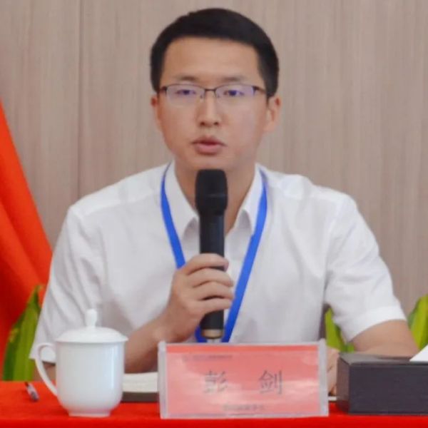 湖南駿達集團有限公司,長沙城市交通,校車運營,安保服務(wù),新能源科技