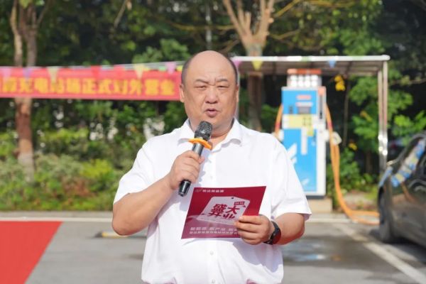 湖南駿達集團有限公司,長沙城市交通,校車運營,安保服務(wù),新能源科技