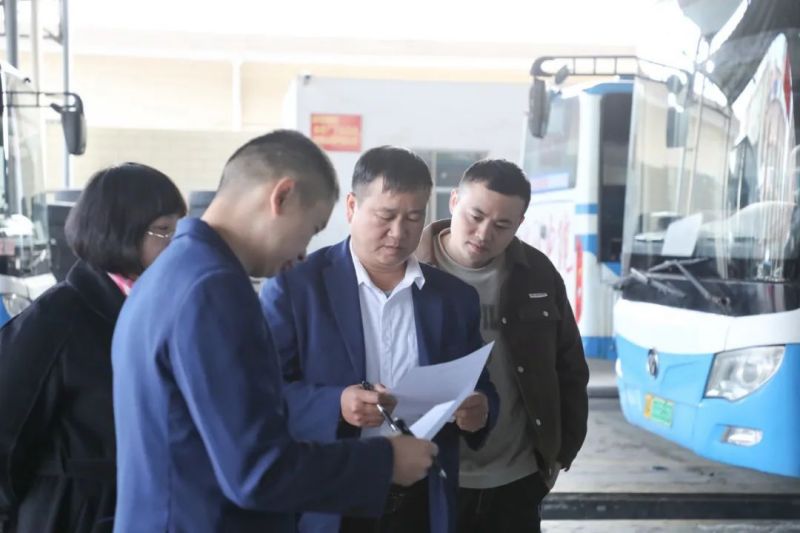 湖南駿達集團有限公司,長沙城市交通,校車運營,安保服務(wù),新能源科技