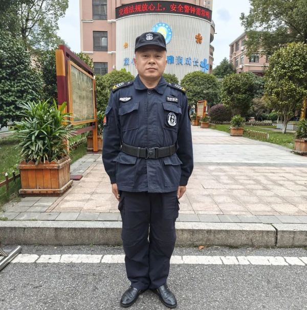 湖南駿達(dá)集團(tuán)有限公司,長沙城市交通,校車運(yùn)營,安保服務(wù),新能源科技