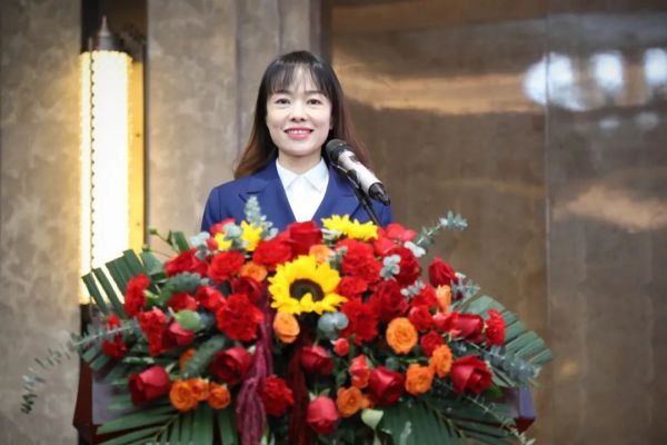 湖南駿達集團有限公司,長沙城市交通,校車運營,安保服務(wù),新能源科技