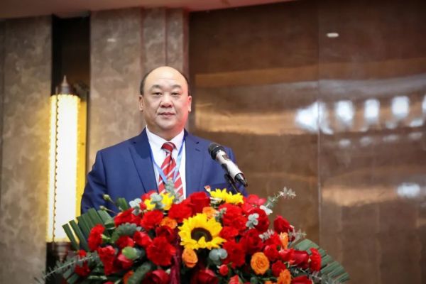 湖南駿達集團有限公司,長沙城市交通,校車運營,安保服務(wù),新能源科技