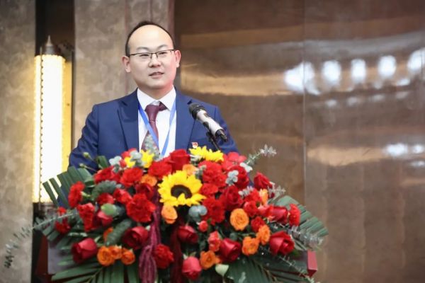 湖南駿達集團有限公司,長沙城市交通,校車運營,安保服務(wù),新能源科技