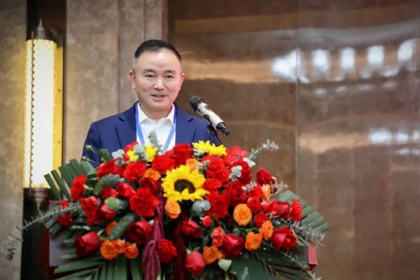 湖南駿達集團有限公司,長沙城市交通,校車運營,安保服務(wù),新能源科技