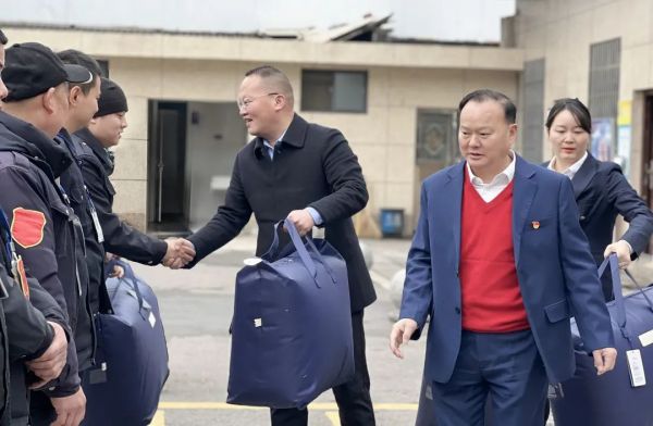 湖南駿達(dá)集團(tuán)有限公司,長沙城市交通,校車運(yùn)營,安保服務(wù),新能源科技