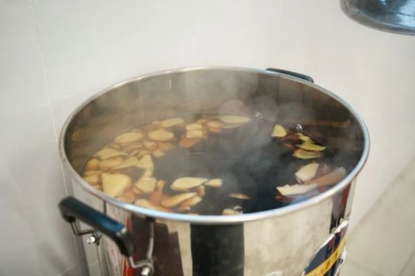 湖南駿達(dá)集團(tuán)有限公司,長沙城市交通,校車運(yùn)營,安保服務(wù),新能源科技