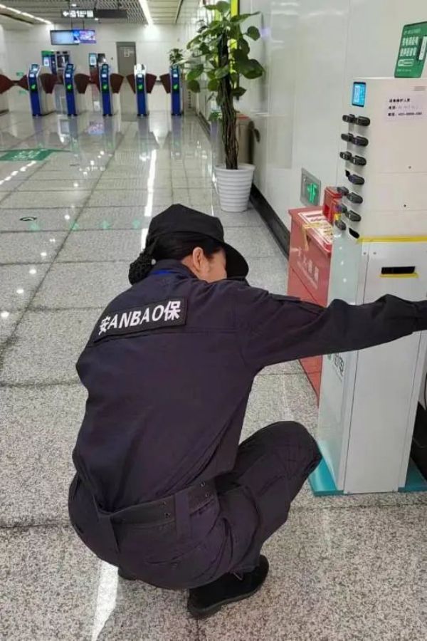 湖南駿達(dá)集團(tuán)有限公司,長(zhǎng)沙城市交通,校車運(yùn)營(yíng),安保服務(wù),新能源科技