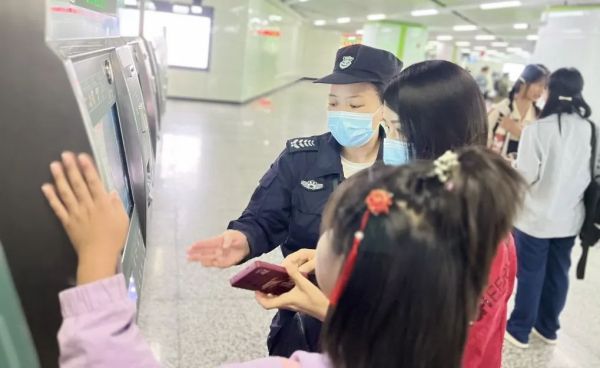 湖南駿達(dá)集團(tuán)有限公司,長(zhǎng)沙城市交通,校車運(yùn)營(yíng),安保服務(wù),新能源科技