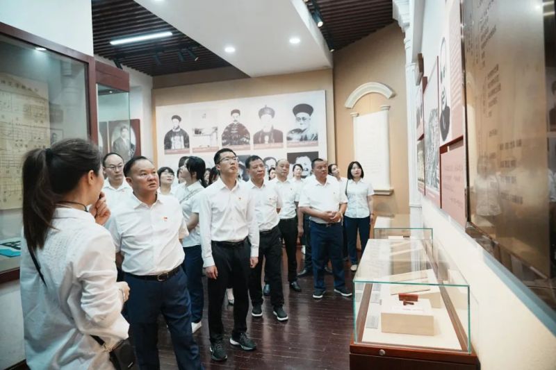 湖南駿達(dá)集團(tuán)有限公司,長沙城市交通,校車運營,安保服務(wù),新能源科技