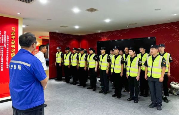 湖南駿達(dá)集團(tuán)有限公司,長(zhǎng)沙城市交通,校車運(yùn)營(yíng),安保服務(wù),新能源科技