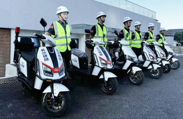 湖南駿達(dá)集團(tuán)有限公司,長(zhǎng)沙城市交通,校車運(yùn)營(yíng),安保服務(wù),新能源科技