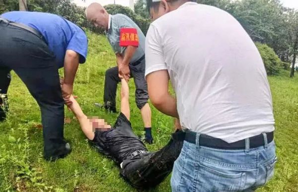 湖南駿達(dá)集團(tuán)有限公司,長沙城市交通,校車運營,安保服務(wù),新能源科技