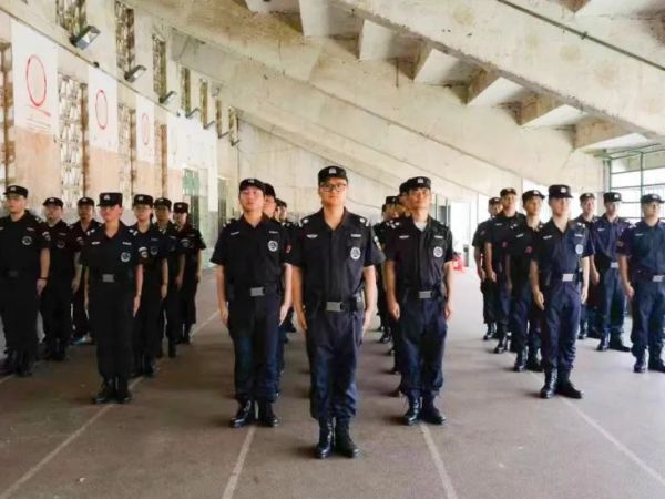 湖南駿達集團有限公司,長沙城市交通,校車運營,安保服務(wù),新能源科技