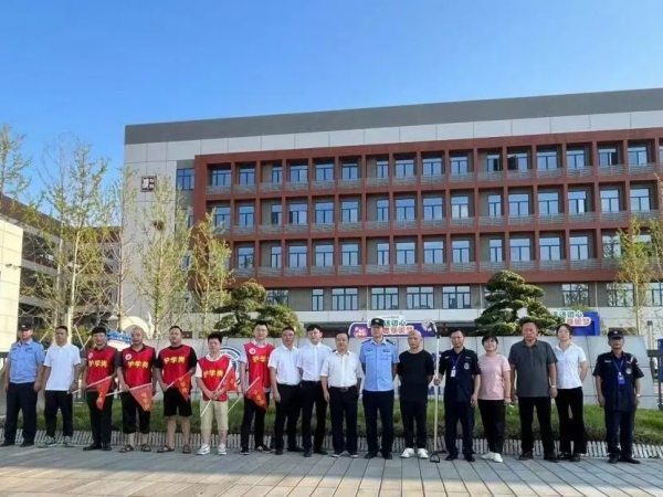 湖南駿達(dá)集團(tuán)有限公司,長沙城市交通,校車運營,安保服務(wù),新能源科技 湖南駿達(dá)集團(tuán)有限公司,長沙城市交通,校車運營,安保服務(wù),新能源科技