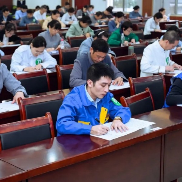 湖南駿達(dá)集團(tuán)有限公司,長沙城市交通,校車運(yùn)營,安保服務(wù),新能源科技