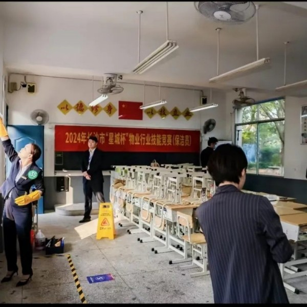 湖南駿達(dá)集團(tuán)有限公司,長沙城市交通,校車運(yùn)營,安保服務(wù),新能源科技