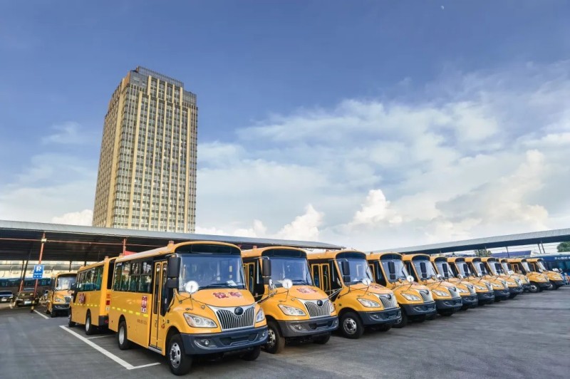 湖南駿達(dá)集團(tuán)有限公司,長(zhǎng)沙城市交通,校車運(yùn)營,安保服務(wù),新能源科技