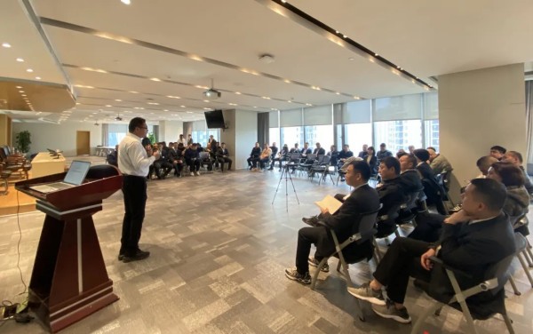 湖南駿達(dá)集團(tuán)有限公司,長(zhǎng)沙城市交通,校車(chē)運(yùn)營(yíng),安保服務(wù),新能源科技