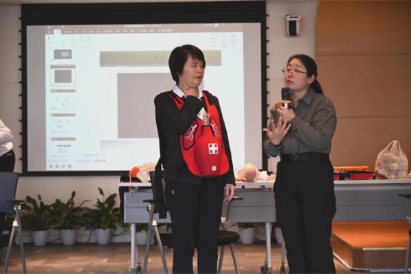 湖南駿達(dá)集團(tuán)有限公司,長(zhǎng)沙城市交通,校車(chē)運(yùn)營(yíng),安保服務(wù),新能源科技