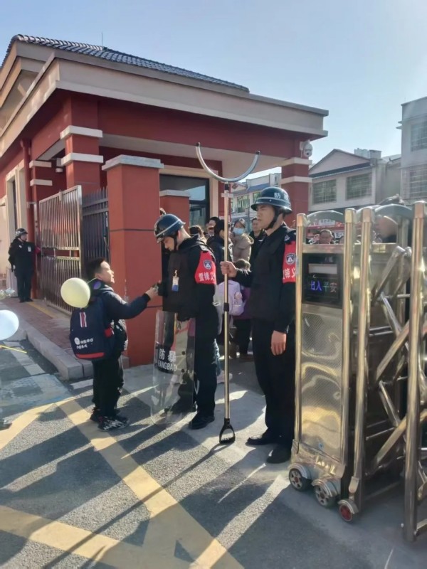 湖南駿達(dá)集團(tuán)有限公司,長(zhǎng)沙城市交通,校車運(yùn)營(yíng),安保服務(wù),新能源科技