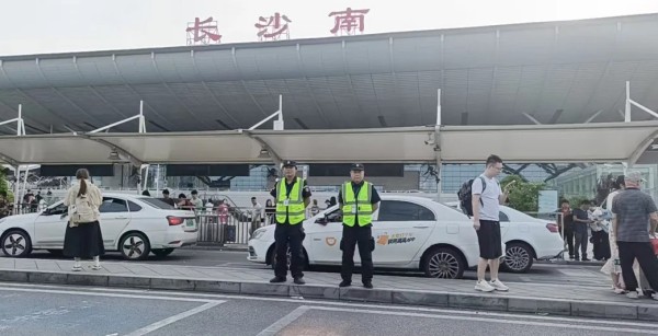 湖南駿達(dá)集團(tuán)有限公司,長(zhǎng)沙城市交通,校車運(yùn)營(yíng),安保服務(wù),新能源科技