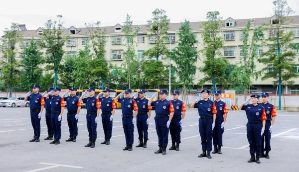 湖南駿達(dá)集團(tuán)有限公司,長沙城市交通,校車運(yùn)營,安保服務(wù),新能源科技